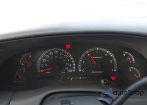 2003 Ford F-150 Lariat/Xlt z USA, uszkodzony, nr VIN 1FTRW07643KB31571